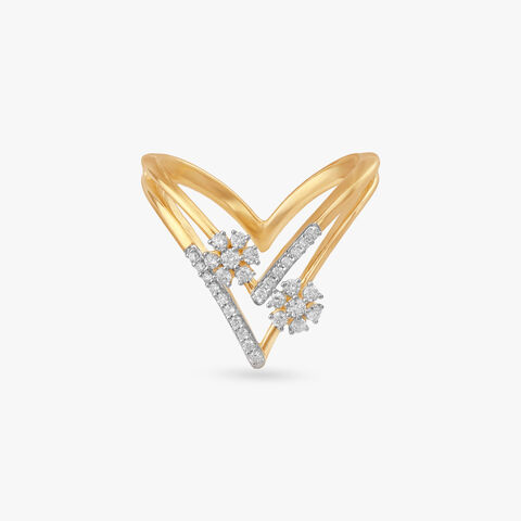 Chic Glimmer Diamond Finger Ring