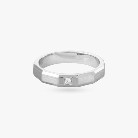 Smooth Luxe Platinum and Diamond Finger Ring for Men
