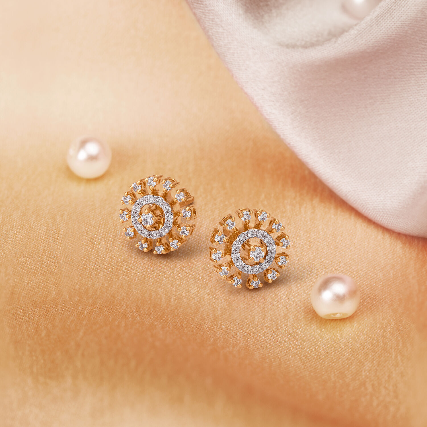 Tanishq diamond stud earrings new arrivals