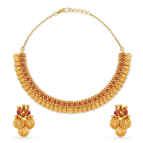 Blissful South Indian Gold Kasu Mala Set for the Telugu Bride