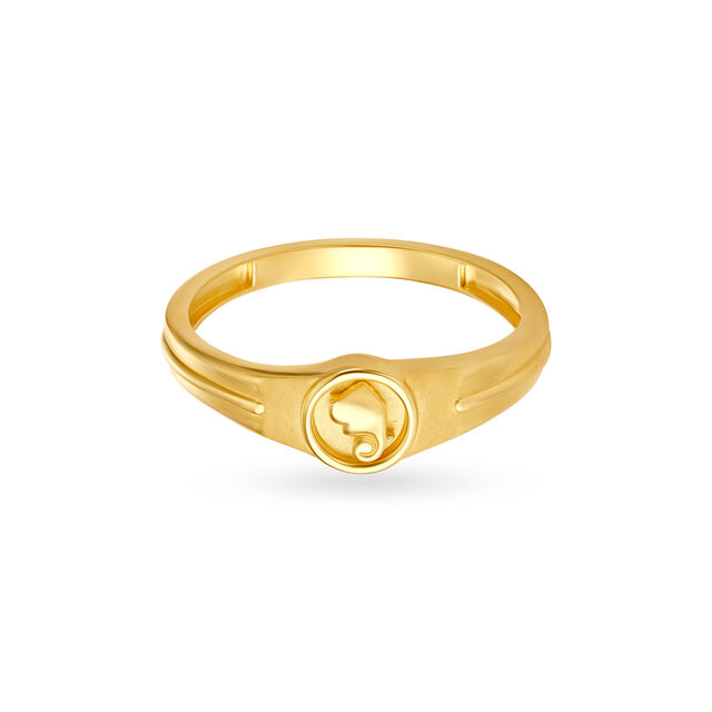 Exquisite Engraved Gold Ring