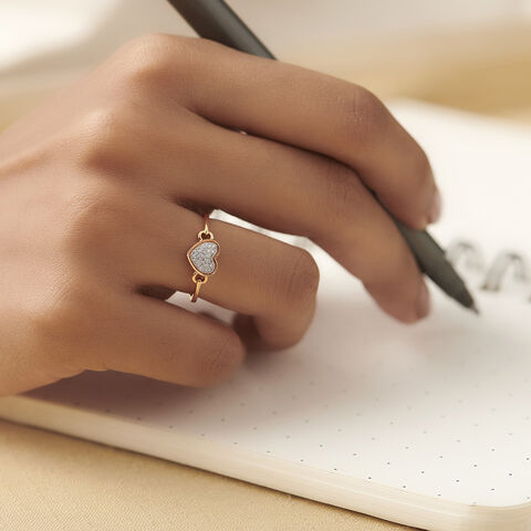 Shimmering Heart Diamond Ring