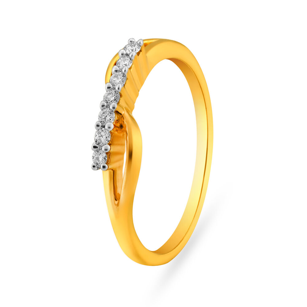 Slender Seven Stone Diamond Finger Ring