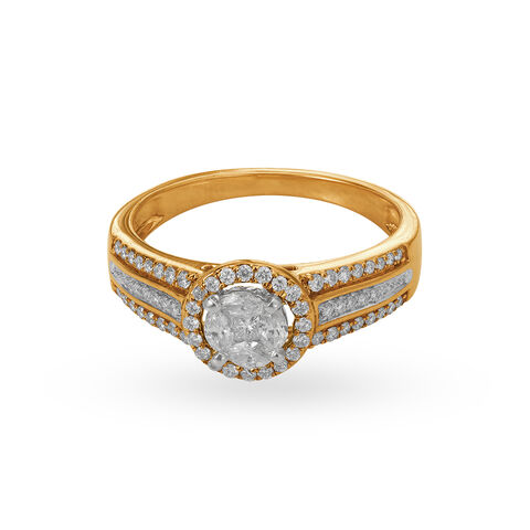 Glimmering 18 Karat Yellow Gold And Diamond Finger Ring