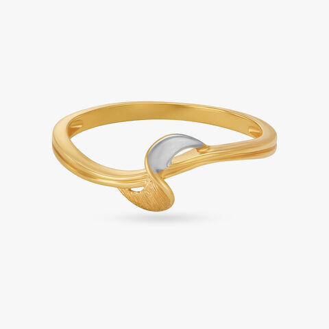 Crossover Wave Ring alternate view 1