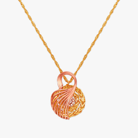Stunning Seashell Pendant with Chain