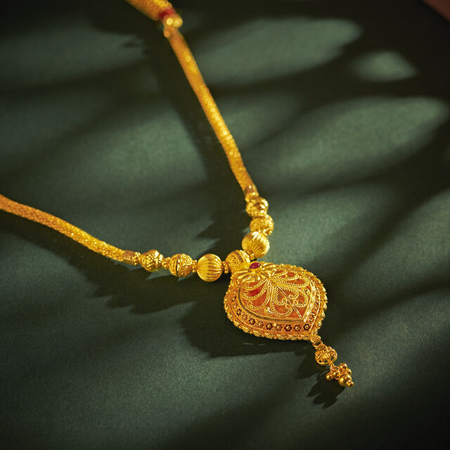 Opulent Traditional Necklace,,hi-res image number null