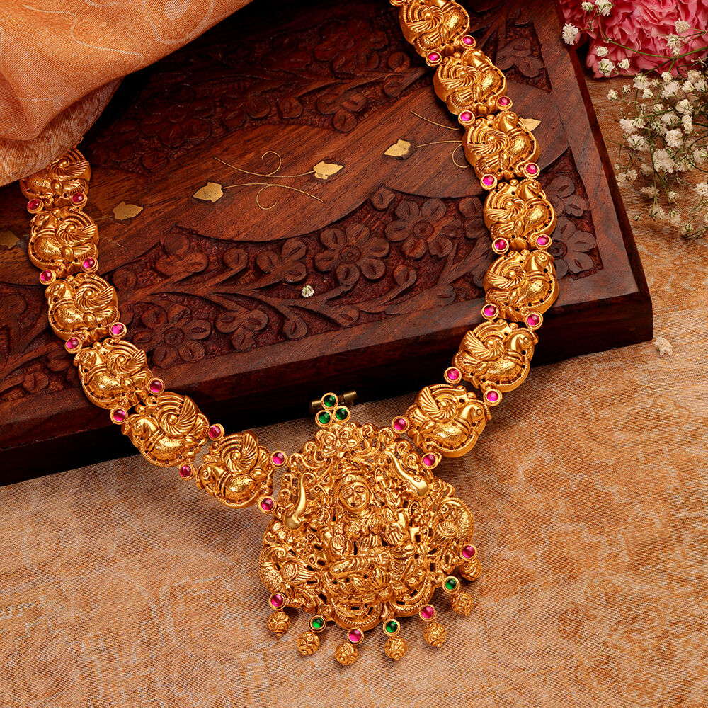 Tanishq haram shop