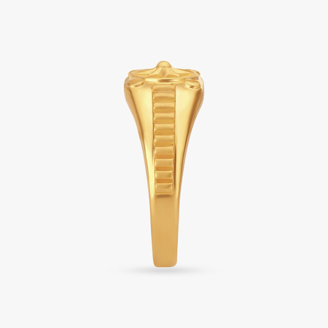 Unique Star Carved Gold Finger Ring For Men,,hi-res image number null