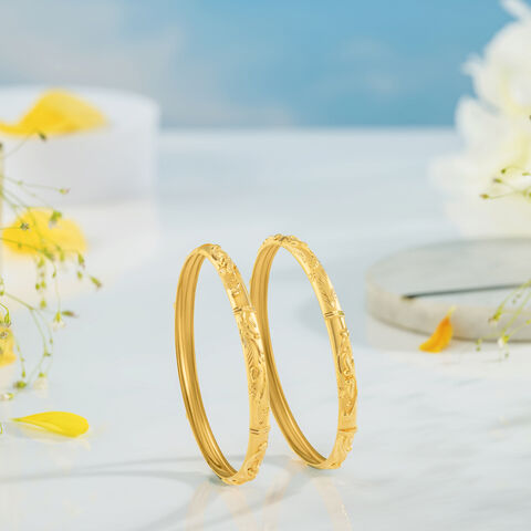 Opulent Gold Bangle