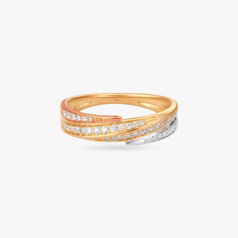 Sculpted Sweep Diamond Finger Ring