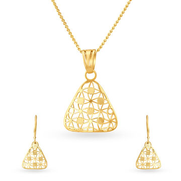 14KT Yellow Gold Hoop Earrings And Pendant Set To Steal The Attention
