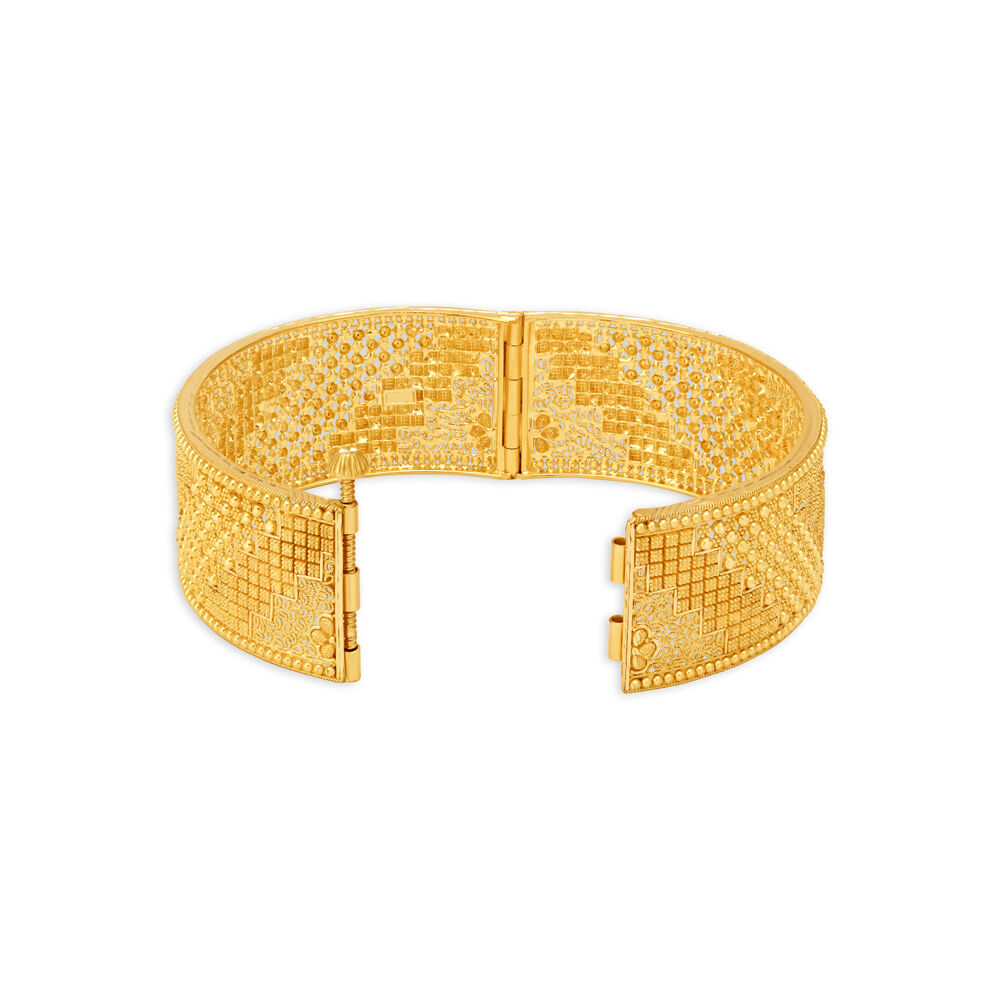 Tanishq gold sales chur