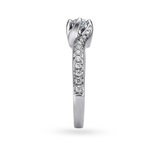 Gleaming Platinum and Diamond Ring,,hi-res image number null
