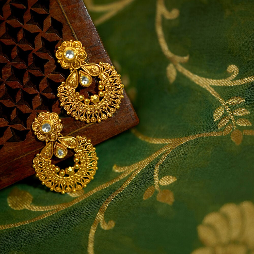 Gold Tanishq Earrings Design | 3d-mon.com