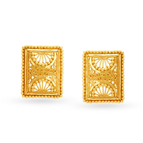 Elaborate Gold Pendant and Earrings Set