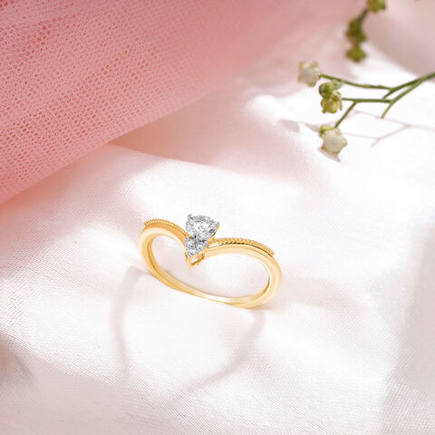 Majestic Marvel Solitaire Finger Ring