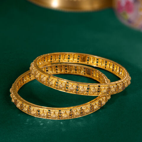 Mesmerising Traditional Bangles