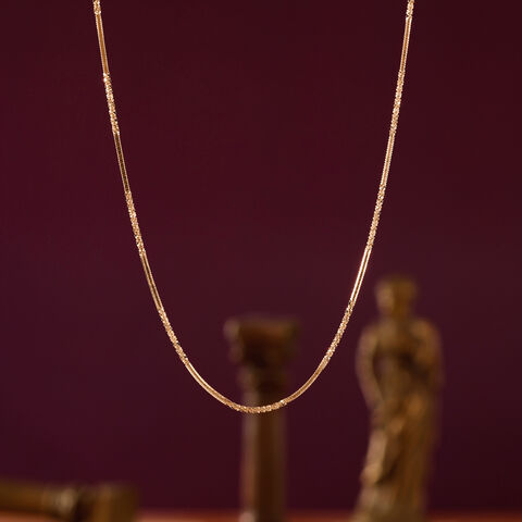 Textured Radiant Gold Chain