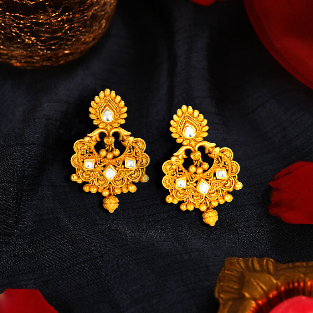 Kundan earrings top tanishq