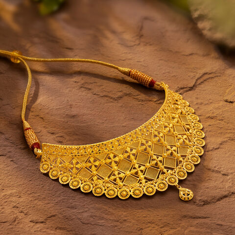 Sculpted Radiance Gold Necklace Set