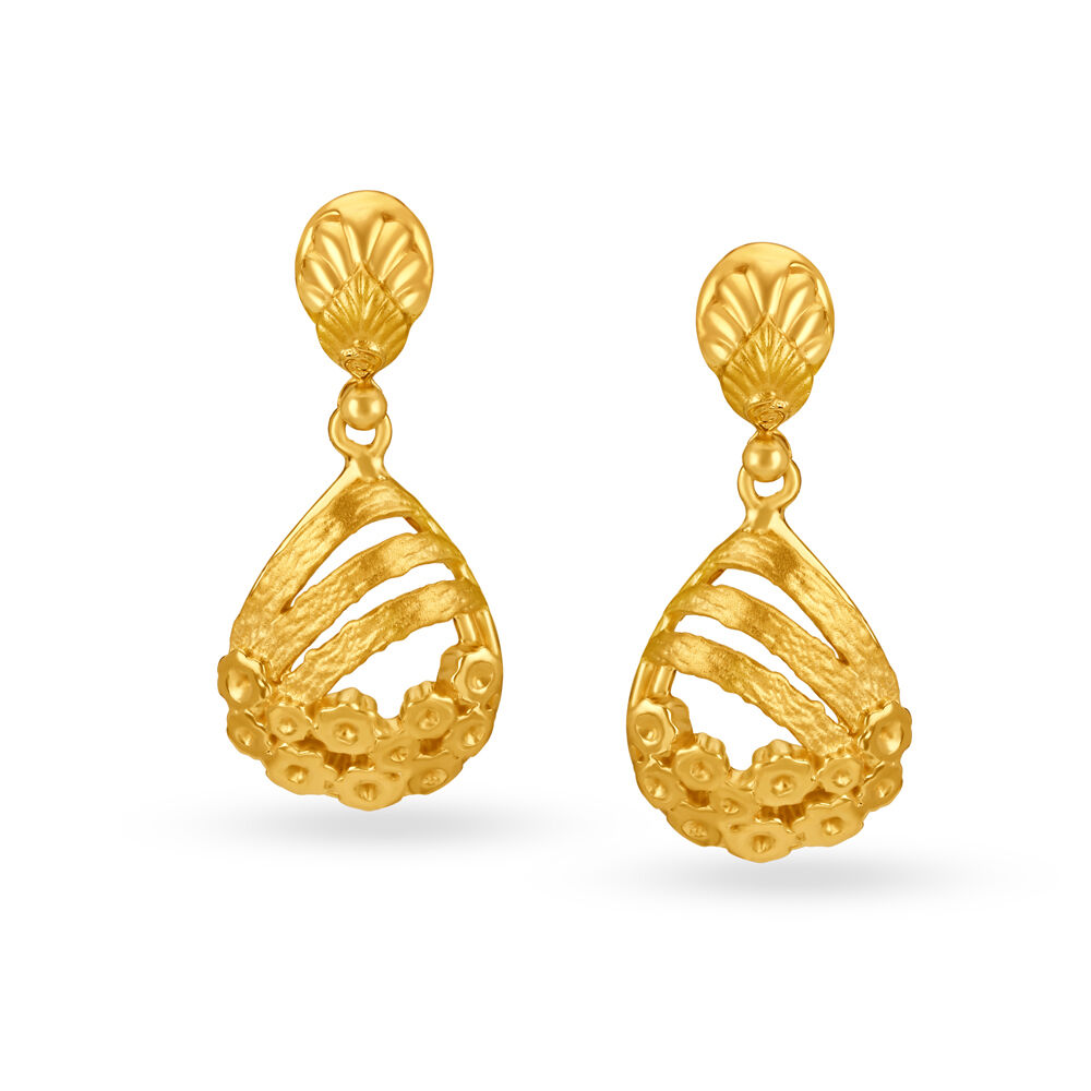 Lovely 22 Karat Yellow Gold Short Drop Earrings