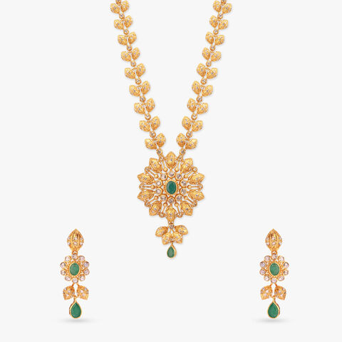 Chiselled Crest Gold Necklace Set