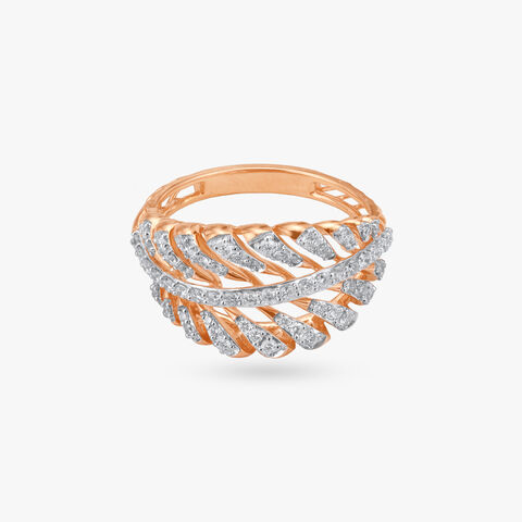 Whispering Curl Diamond Ring