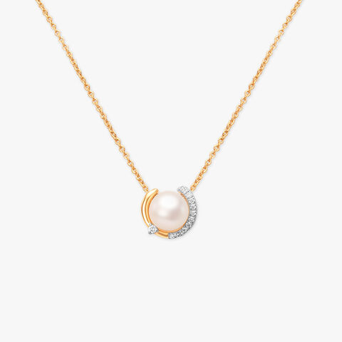 Classy Diamond Pendant with Chain
