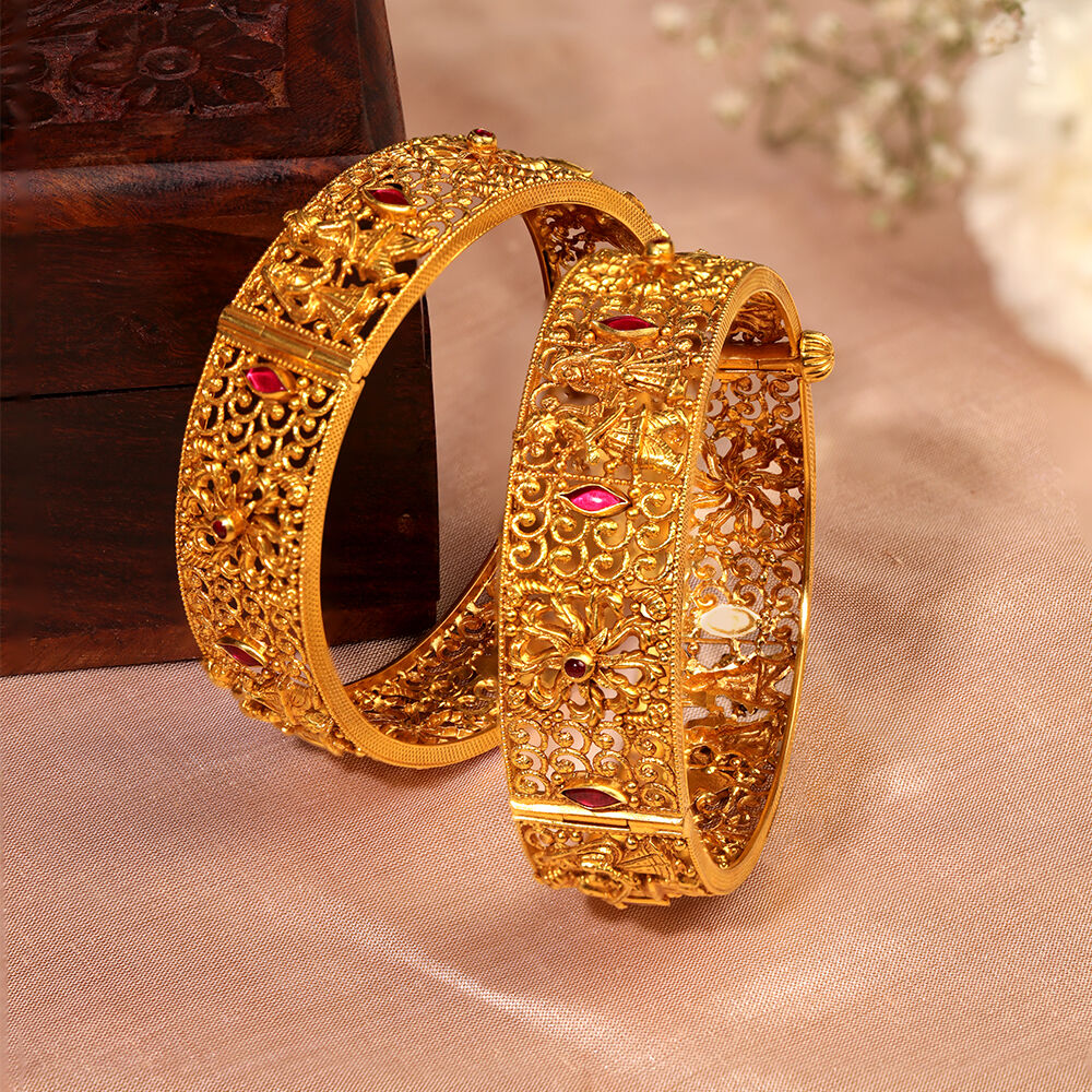 Tanishq broad bangles new arrivals