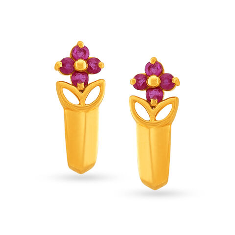 Luxurious 18 Karat Gold And Ruby Curved Stud