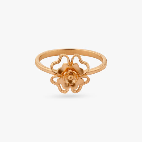 Scalloped Petal Gold Ring
