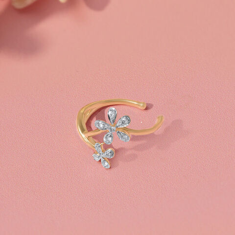 Daisy Charm Diamond Earcuff