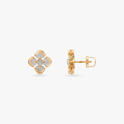 Versatile Chic Diamond Stud Earrings