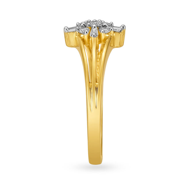 Classic Floral Pattern Diamond Finger Ring,,hi-res image number null