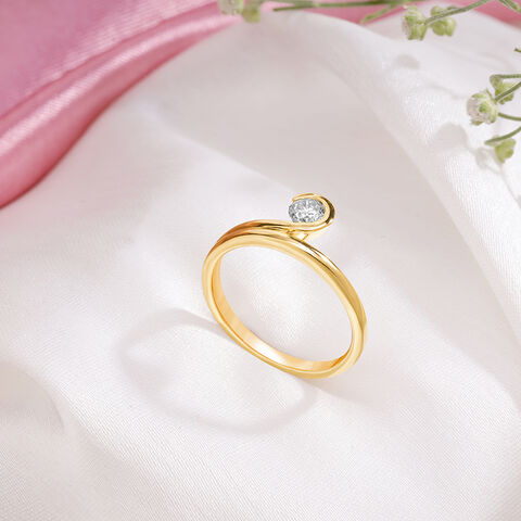 Wrapped in Love Solitaire Finger Ring