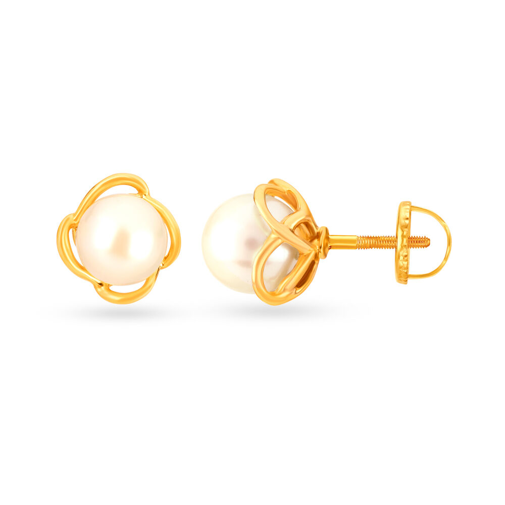 Pearls & Petals Gold Stud Earrings