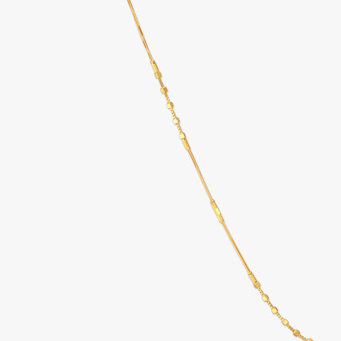 Chic Edge Gold Chain