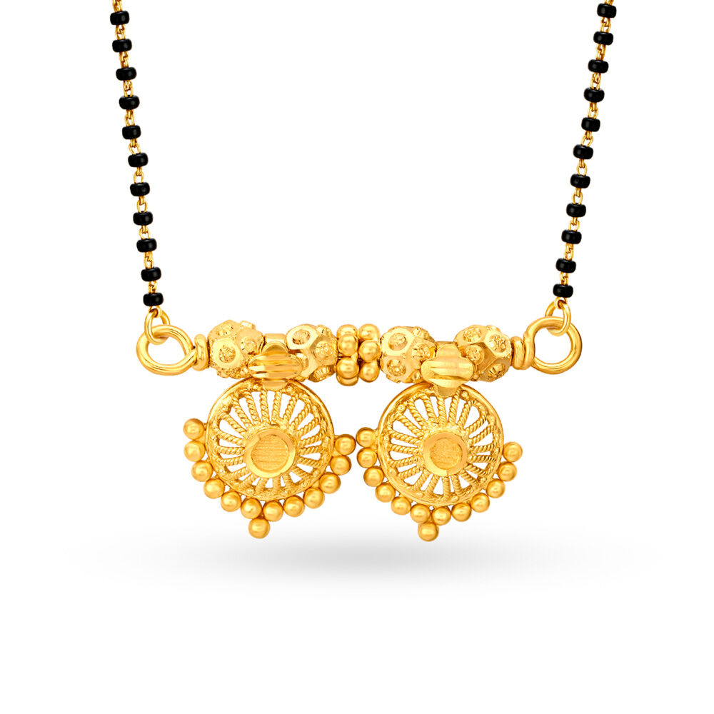 Marathi mangalsutra gold top
