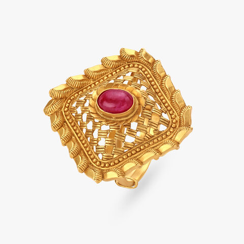 Regal Intricate Ring