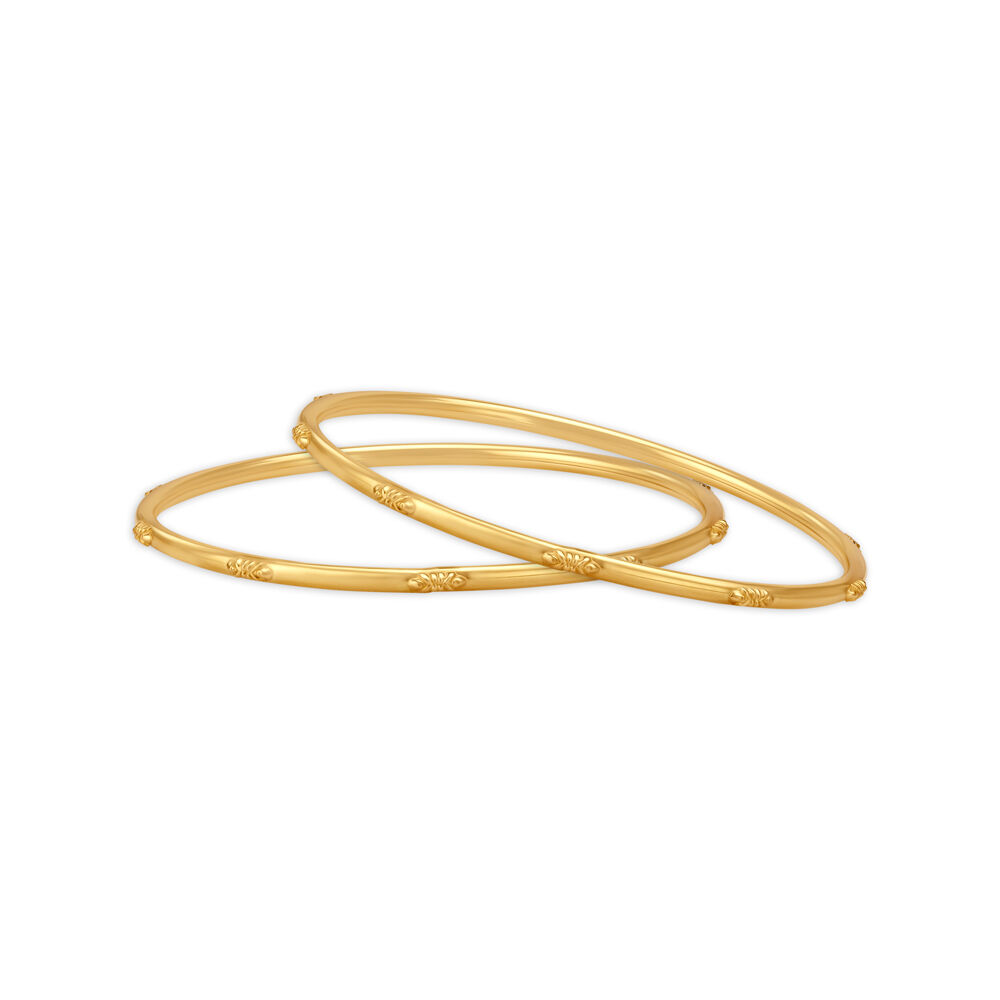 Delicate Graceful Pair of Bangles