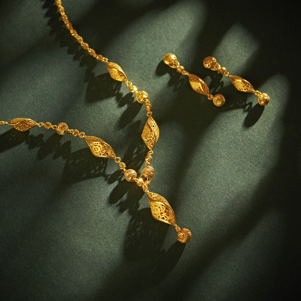 Tanishq chain set discount