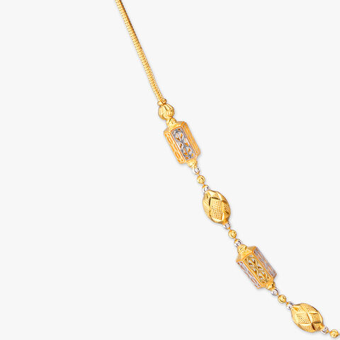 Chic Perfection Gold Chain