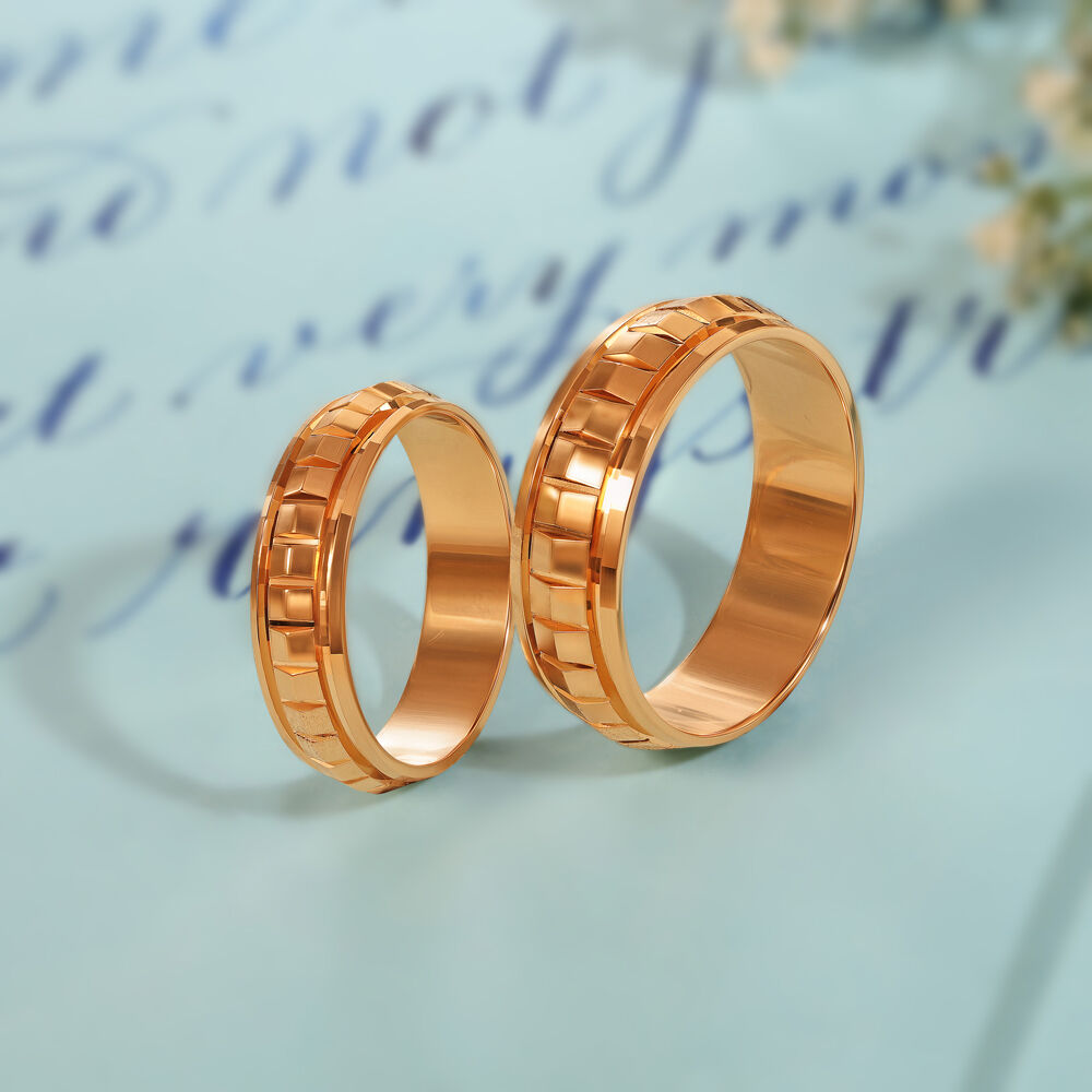 Gold love bands for couple tanishq outlet