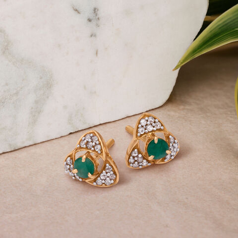 Arresting 18 Karat Yellow Gold And Emerald Triangular Studs