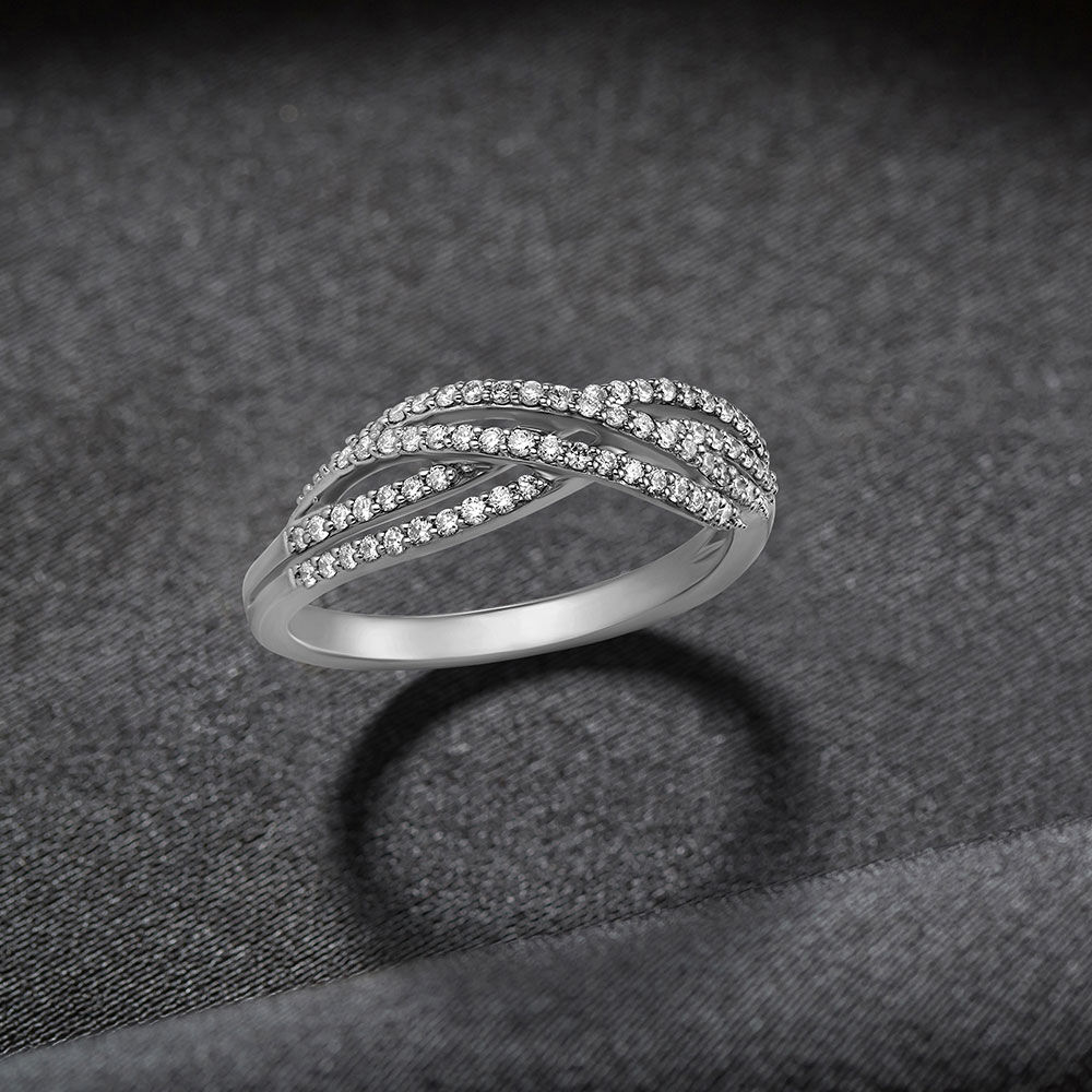 Classy 950 Pure Platinum And Diamond Geometric Finger Ring