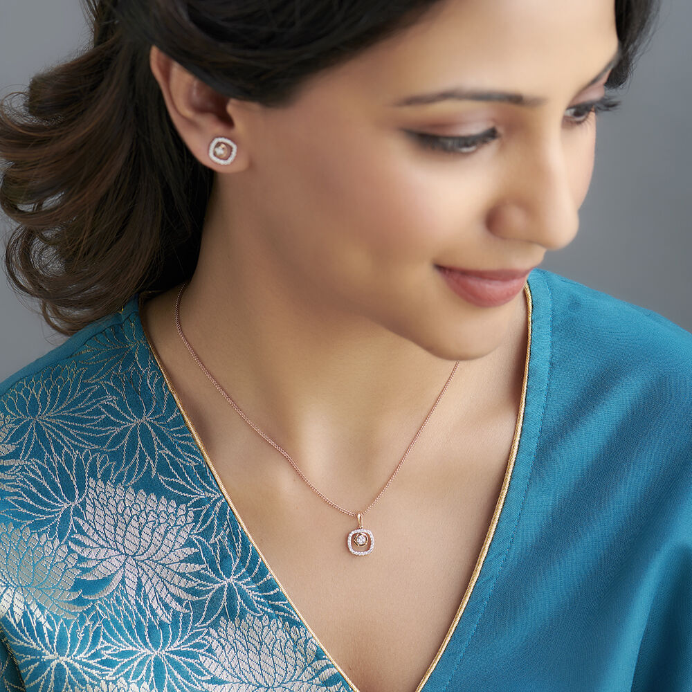 Diamond pendant necklace tanishq hotsell