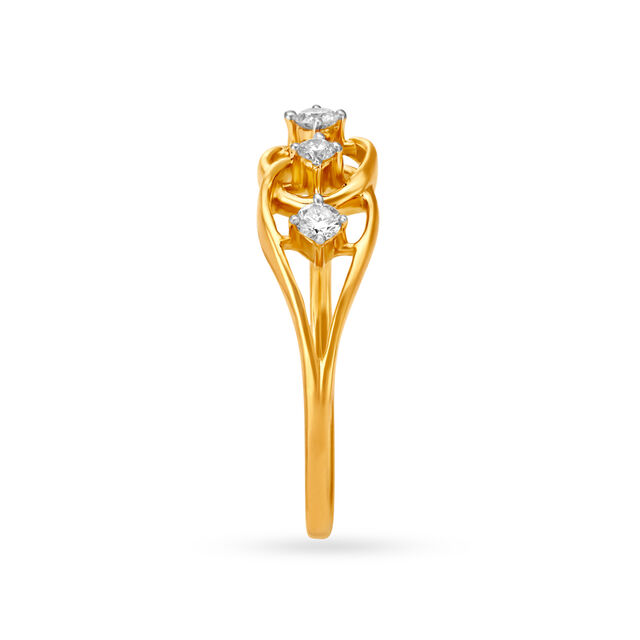Unique Three Stone Diamond Finger Ring,,hi-res image number null