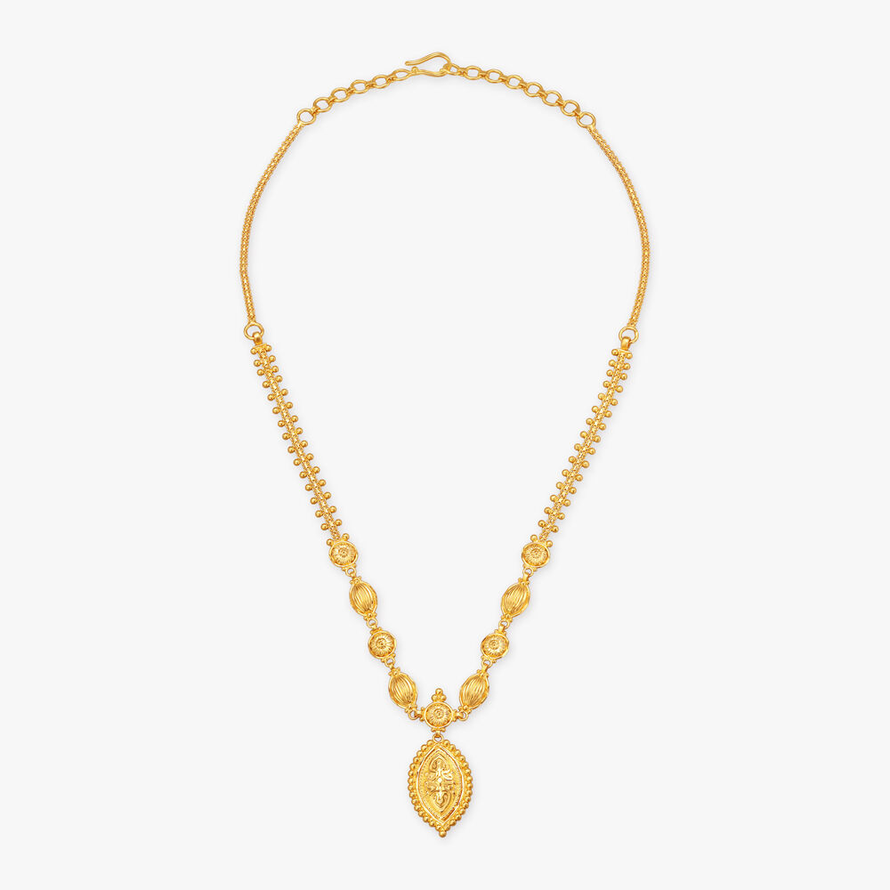 Necklace collection with price discount
