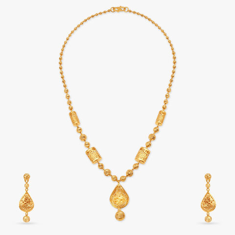 Glamorous Gilt Necklace Set